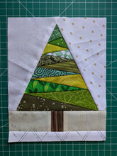 Load image into Gallery viewer, Christmas Tree Quilt Block Pattern
