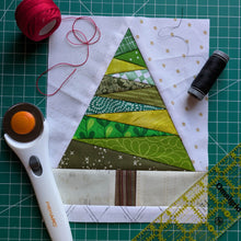 Load image into Gallery viewer, Christmas Tree Quilt Block Pattern
